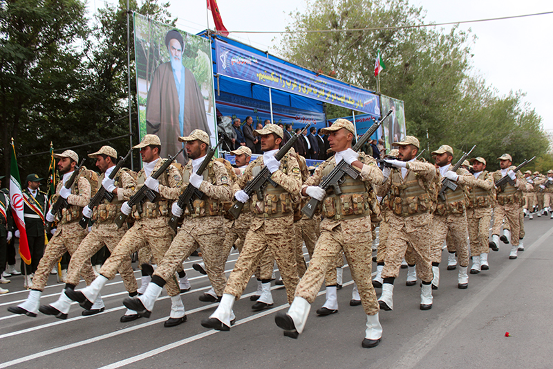 رژه نیروهای مسلح در اردبیل به روایت تصویر