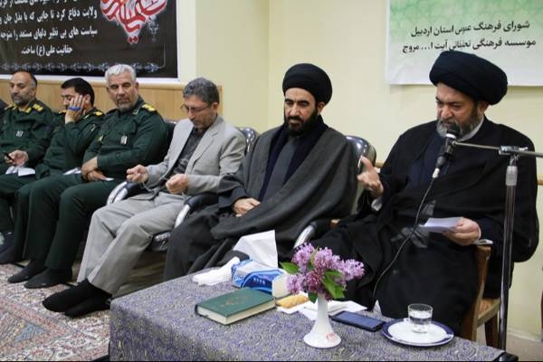 آیت الله مروج، فاضل‌ترین ائمه جمعه استان‌ها بود
