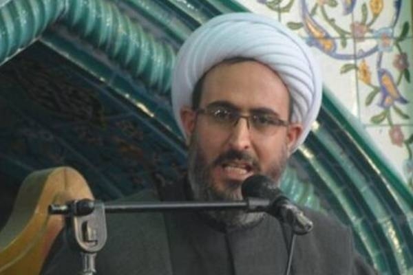 قوام سپاه در ایمان و معنویت و روحیه انقلابی است