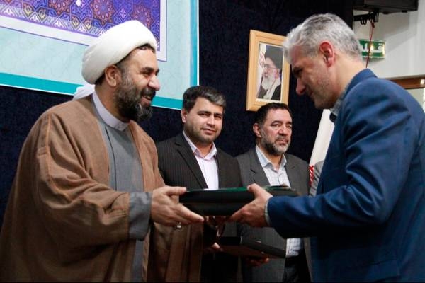 همایش تکریم و بزرگداشت امامزادگان و بقاع متبرکه اردبیل