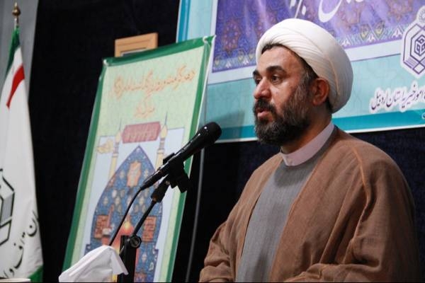 ظهور نسل قرآنی افتخار تربیت مسجدی است/ امامزادگان هویت معنوی جامعه ما هستند